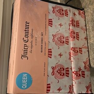 Juicy Couture Pink and White Queen Sheet Set New